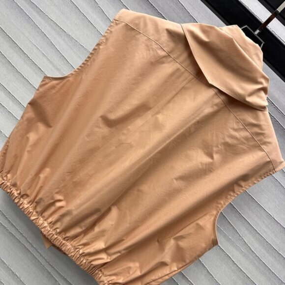 Miu Miu Women's Sports Casual Top - Picture 7 of 7